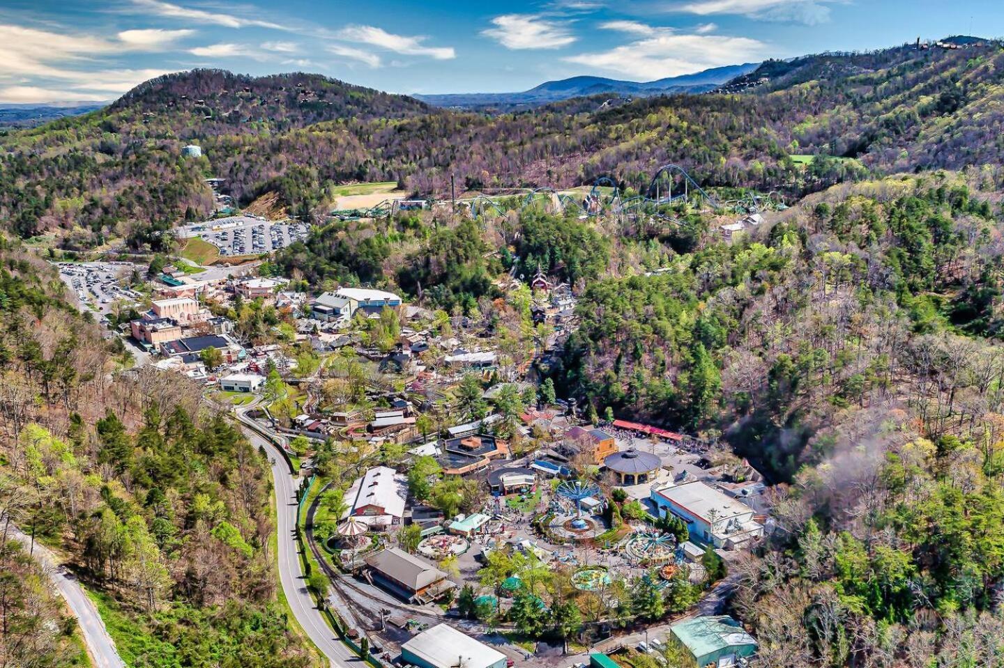 Romantic Mtn Cabin Hot Tub & Jacuzzi Views เซอเวียร์วีล ภายนอก รูปภาพ